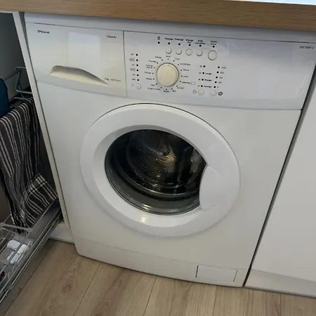 Paris-montrouge Magniffique 2 Piece De 36m2 - Tres Cosy Pour 1 A 5 Personnes Refait A Neuf - Entire Luxirious And Warm - Paris 14eme - Proche Aeroport Orly & Parc Expositions Porte De Versailles Free Wifi Gratuit Apartment