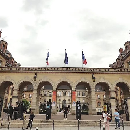Paris-montrouge Magniffique 2 Piece De 36m2 - Tres Cosy Pour 1 A 5 Personnes Refait A Neuf - Entire Luxirious And Warm - Paris 14eme - Proche Aeroport Orly & Parc Expositions Porte De Versailles Free Wifi Gratuit Apartment
