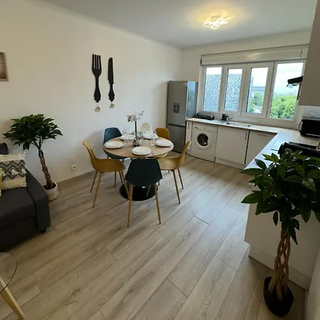 Paris-montrouge Magniffique 2 Piece De 36m2 - Tres Cosy Pour 1 A 5 Personnes Refait A Neuf - Entire Luxirious And Warm - Paris 14eme - Proche Aeroport Orly & Parc Expositions Porte De Versailles Free Wifi Gratuit Apartment