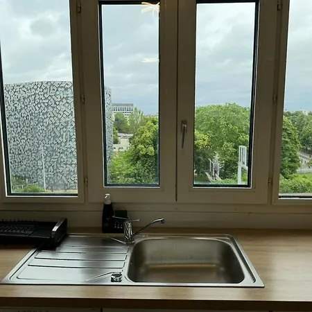 Paris-montrouge Magniffique 2 Piece De 36m2 - Tres Cosy Pour 1 A 5 Personnes Refait A Neuf - Entire Luxirious And Warm - Paris 14eme - Proche Aeroport Orly & Parc Expositions Porte De Versailles Free Wifi Gratuit *