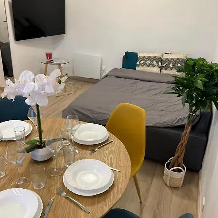 Paris-montrouge Magniffique 2 Piece De 36m2 - Tres Cosy Pour 1 A 5 Personnes Refait A Neuf - Entire Luxirious And Warm - Paris 14eme - Proche Aeroport Orly & Parc Expositions Porte De Versailles Free Wifi Gratuit Montrouge