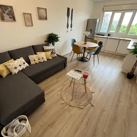 Paris-montrouge Magniffique 2 Piece De 36m2 - Tres Cosy Pour 1 A 5 Personnes Refait A Neuf - Entire Luxirious And Warm - Paris 14eme - Proche Aeroport Orly & Parc Expositions Porte De Versailles Free Wifi Gratuit